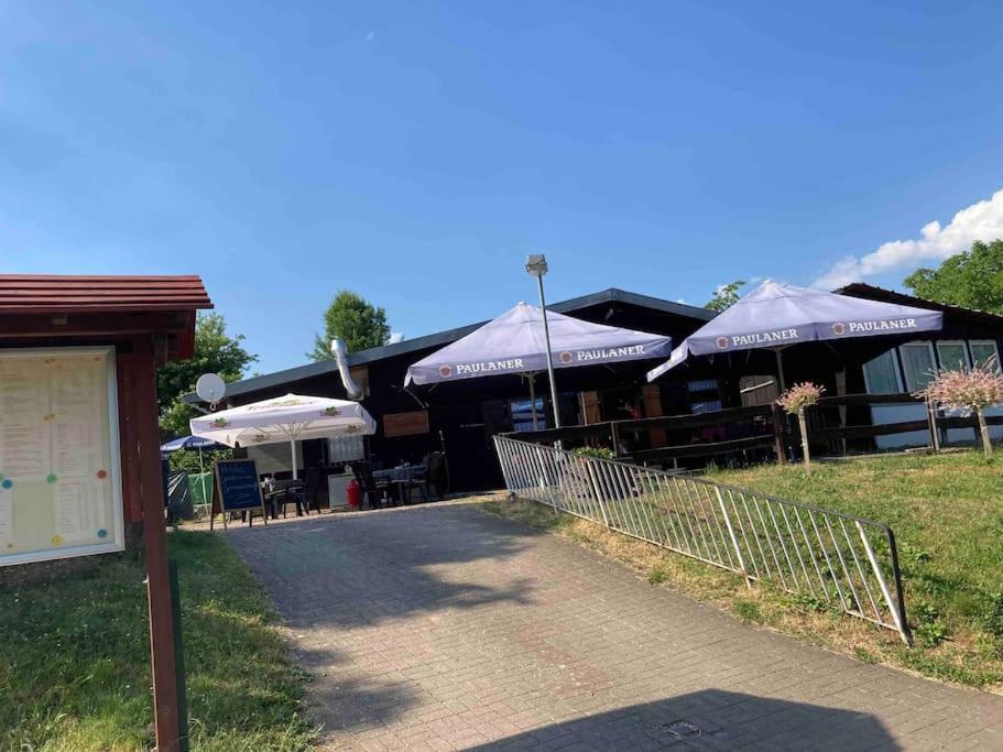 Sonnige Etagen-Wohnung, Alleinige Nutzung, Wasserbett Neunkirchen  Exterior photo
